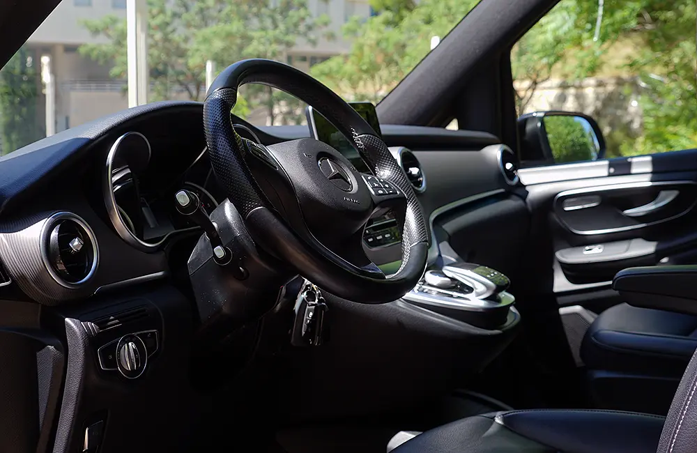 Sedan — Mercedes E-klasa transferno vozilo